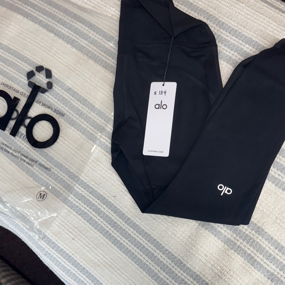 ALO Yoga Black High-Waist Leggings | Size Medium | New With Tags
